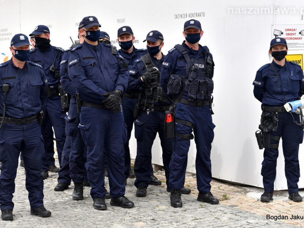 Protest w Warszawie. Nasza relacja [ZDJĘCIA i FILMY]