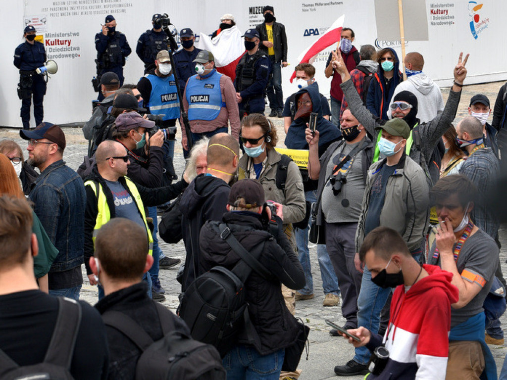 Protest w Warszawie. Nasza relacja [ZDJĘCIA i FILMY]