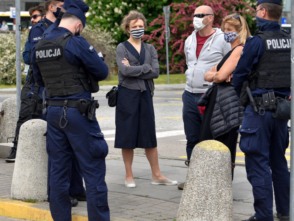 Protest w Warszawie. Nasza relacja [ZDJĘCIA i FILMY]