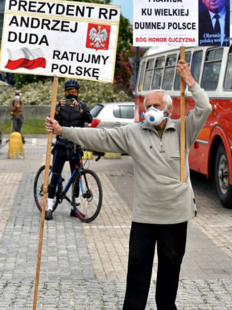 Protest w Warszawie. Nasza relacja [ZDJĘCIA i FILMY]