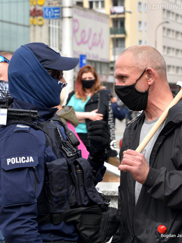 Protest w Warszawie. Nasza relacja [ZDJĘCIA i FILMY]