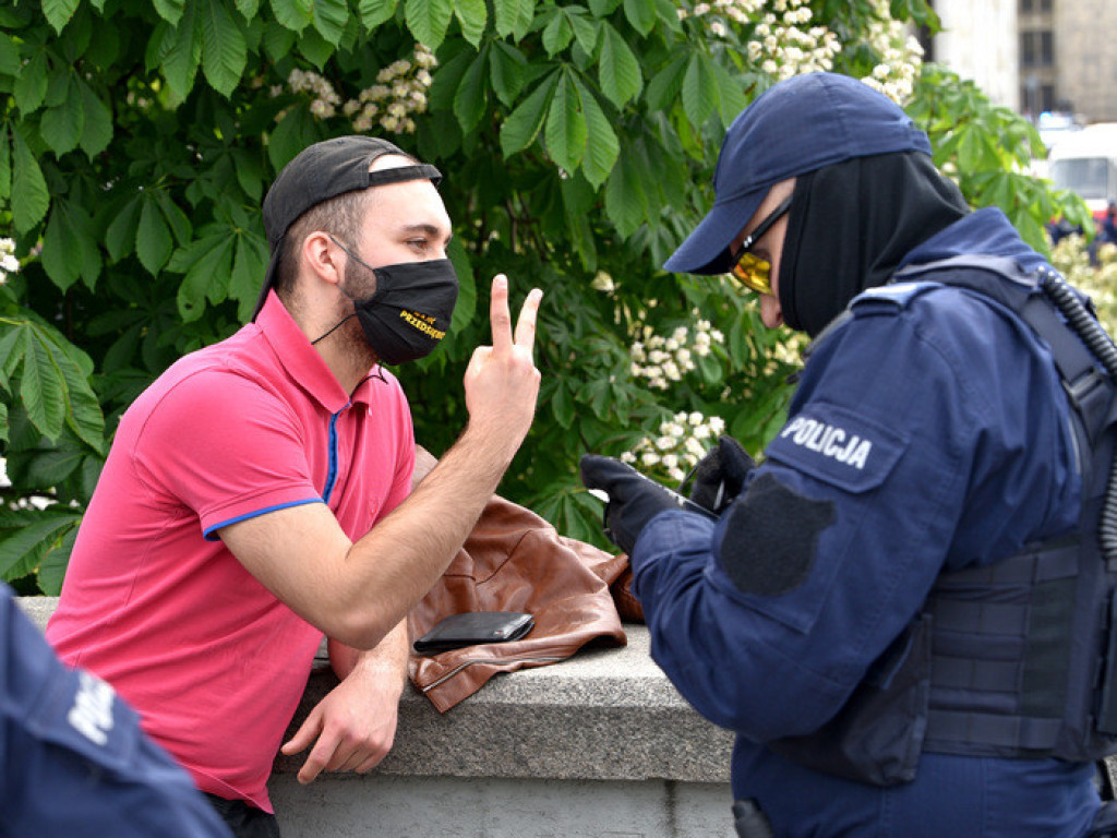 Protest w Warszawie. Nasza relacja [ZDJĘCIA i FILMY]