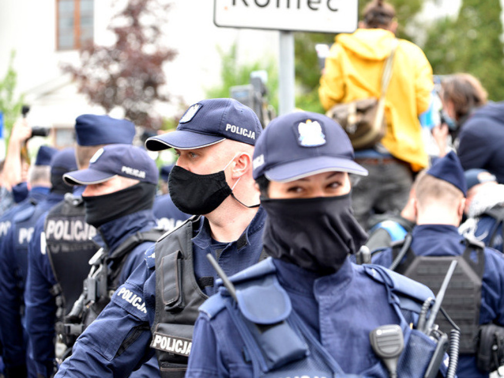 Protest w Warszawie. Nasza relacja [ZDJĘCIA i FILMY]