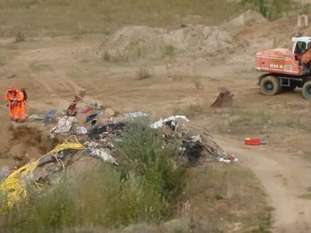 Potężne uderzenie w mafię śmieciową na Śląsku [FILM]