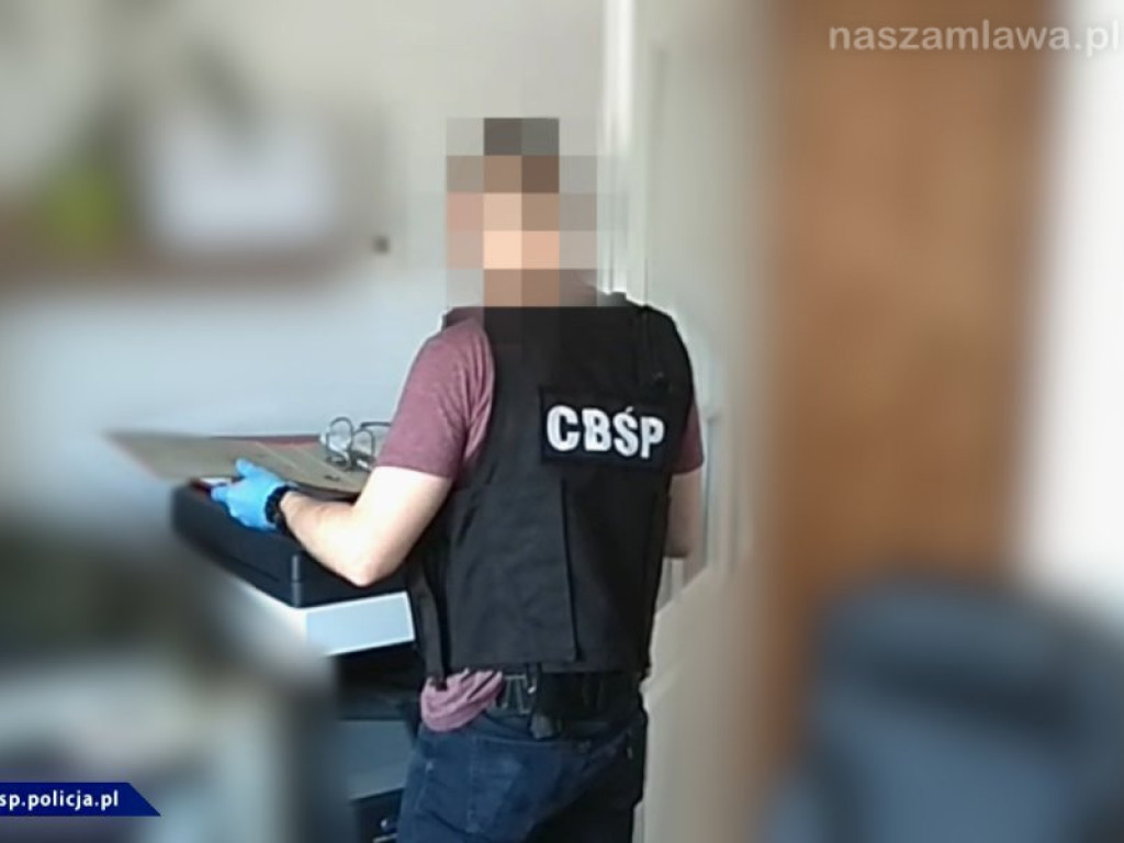 KRAJ. Luksusowe samochody, gotówka w pralce. Grupa rozbita [FILM]