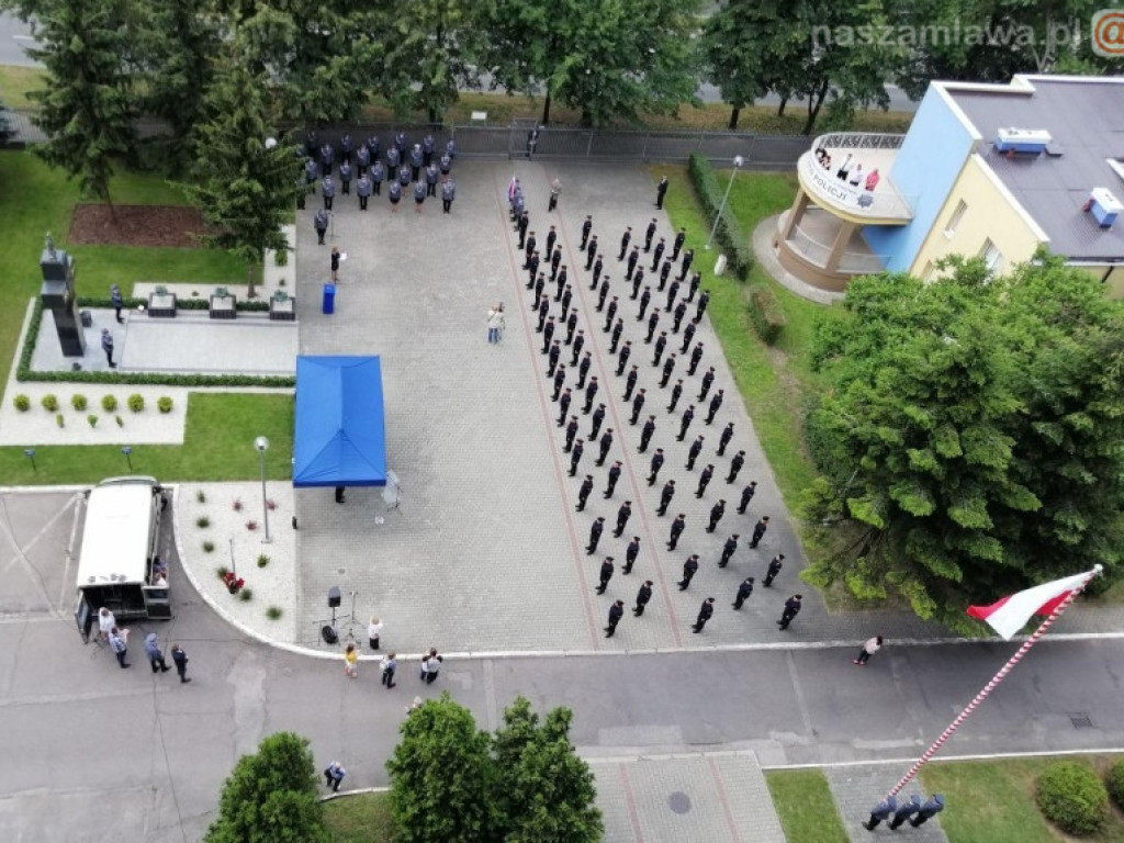 Mława. Nowi policjanci