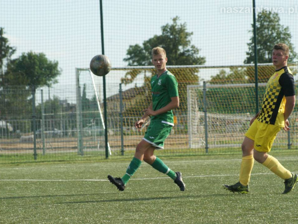 Pewny awans rezerw. Hat-trick Jastrzębowskiego