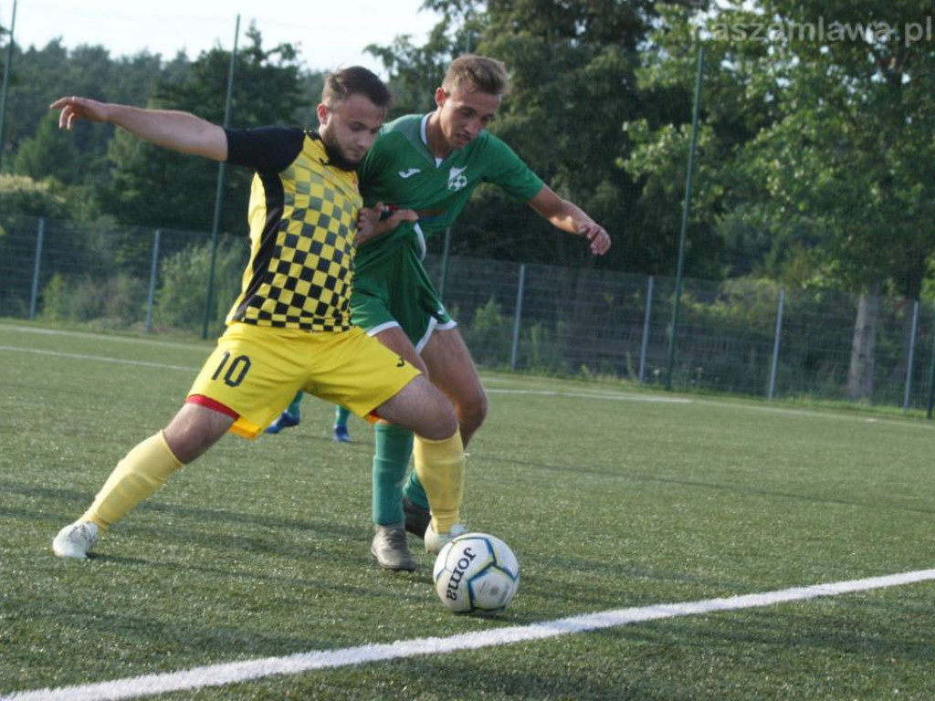 Pewny awans rezerw. Hat-trick Jastrzębowskiego