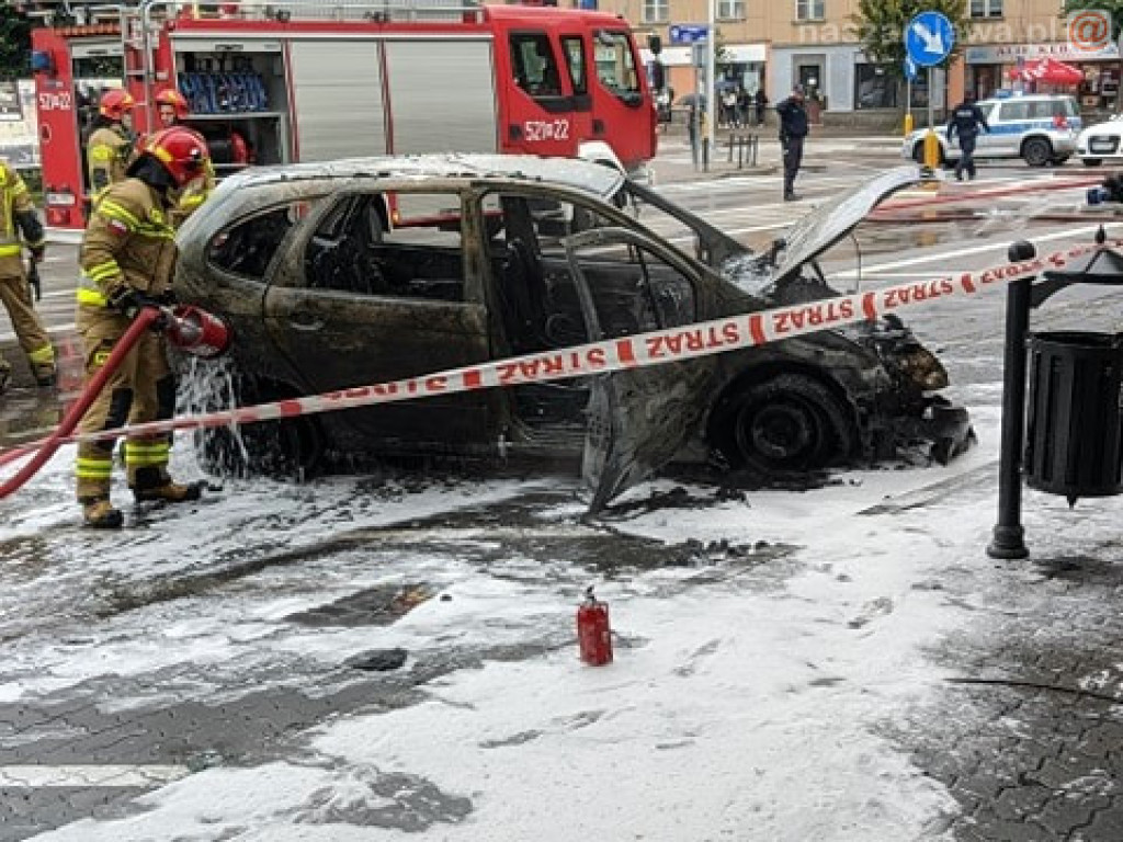 Płonący samochód - zdjęcia i filmy nadesłane przez naszych czytelników