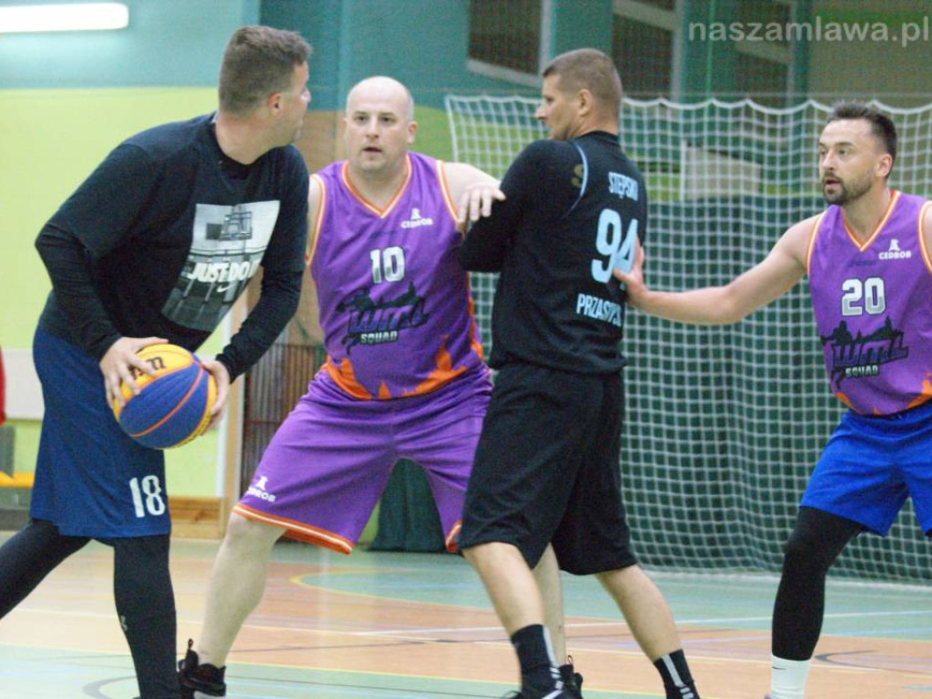 Przełamanie Smoków. Niepokonany Wuja Squad