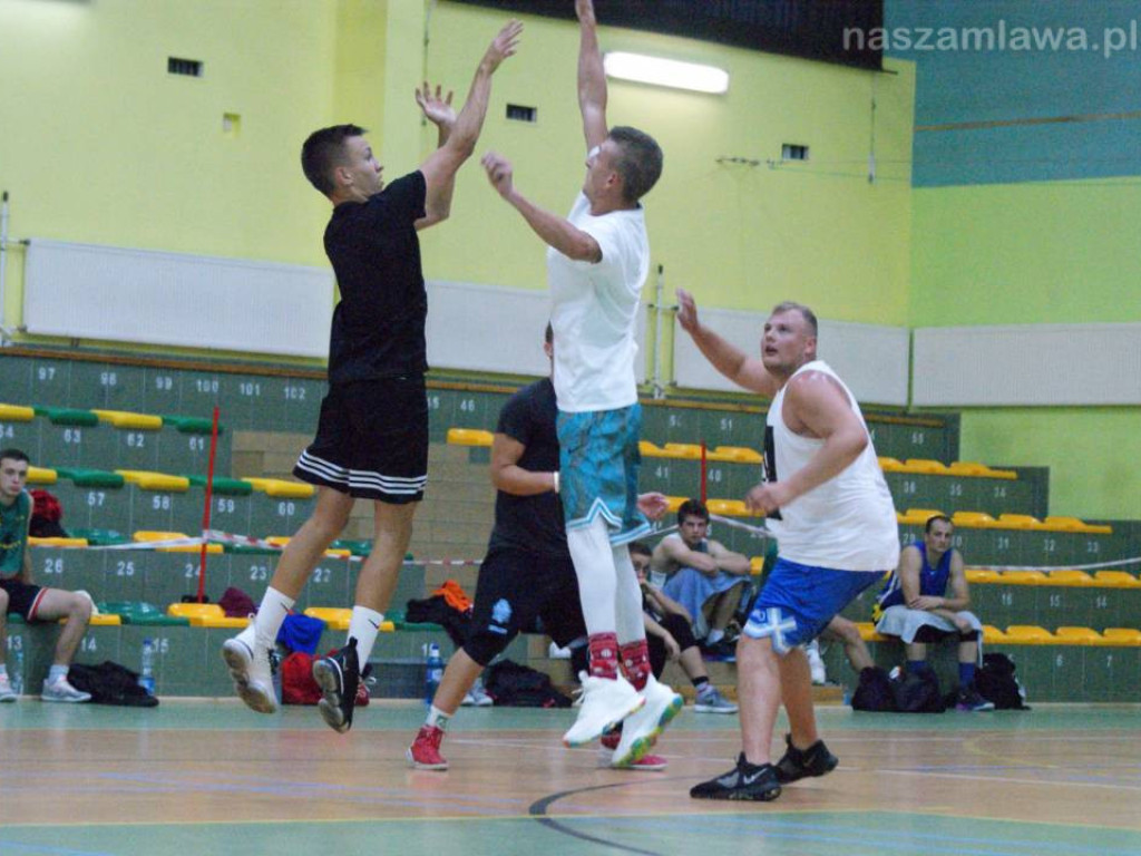 Przełamanie Smoków. Niepokonany Wuja Squad