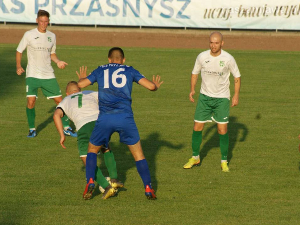 Kiks gonił kiks. Brak skuteczności