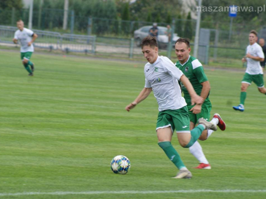 Rozbity łuk, zabójczy pościg. Wyjazdowy sukces Mławianki