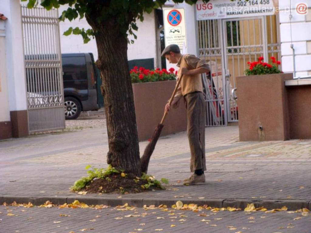 Inscenizacja odbicia więźniów z UB w Mławie [ZDJĘCIA]