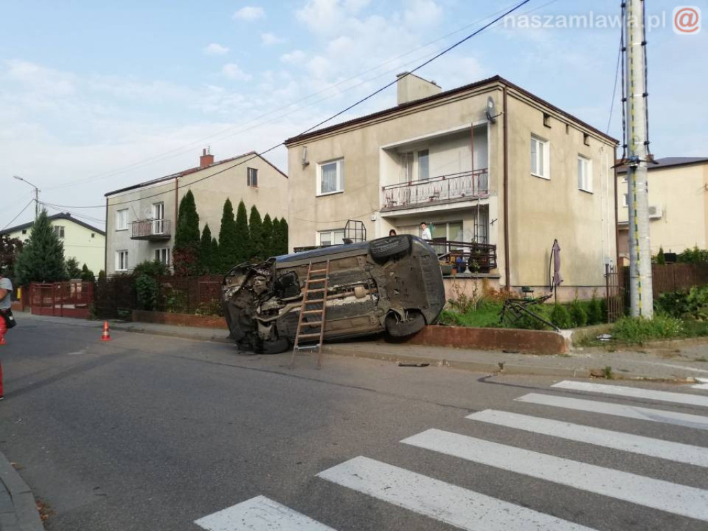 Dachowanie na Roweckiego 