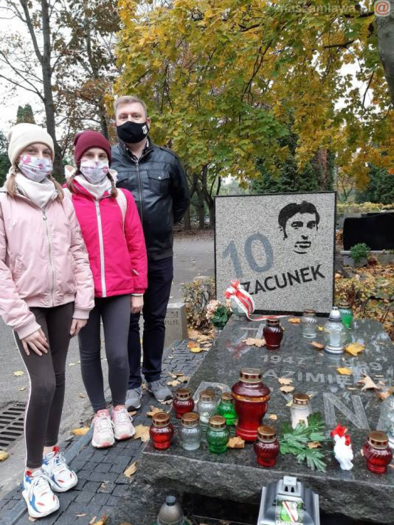 Odwiedzili groby na cmentarzu powązkowskim