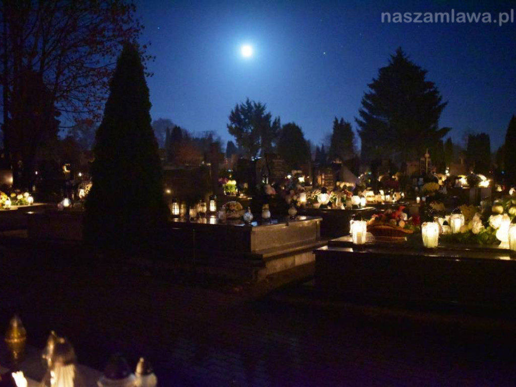 Wszystkich Świętych 2020 [ZDJĘCIA]