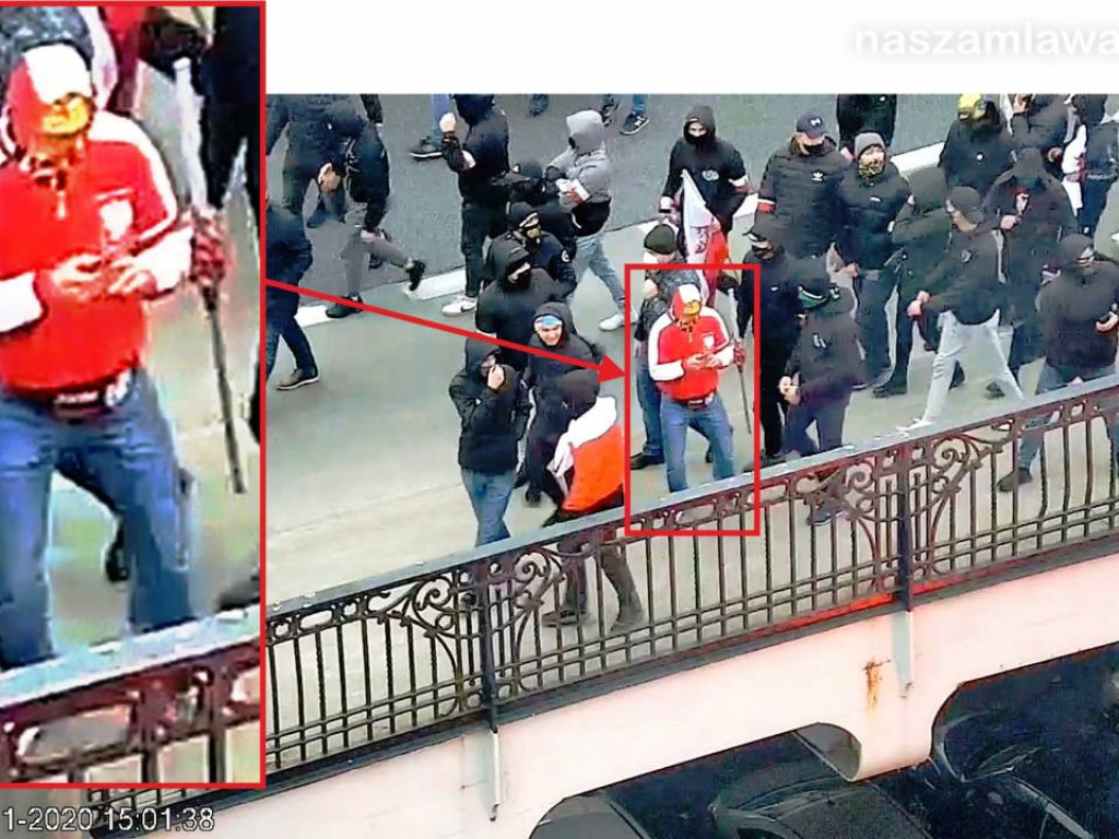 Mazowsze. On rzucił racą w mieszkanie [ZDJĘCIA]