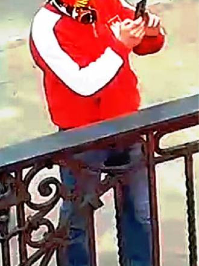 Mazowsze. On rzucił racą w mieszkanie [ZDJĘCIA]