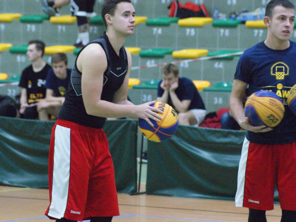 Planet Team rządził pod koszem. Biranowski MVP