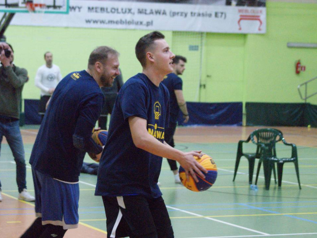 Planet Team rządził pod koszem. Biranowski MVP