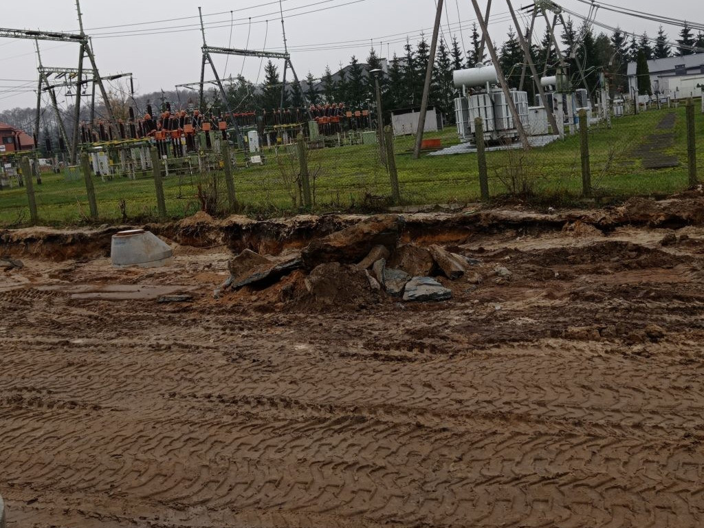 Jak budują aleję Św. Wojciecha? [ZDJĘCIA]