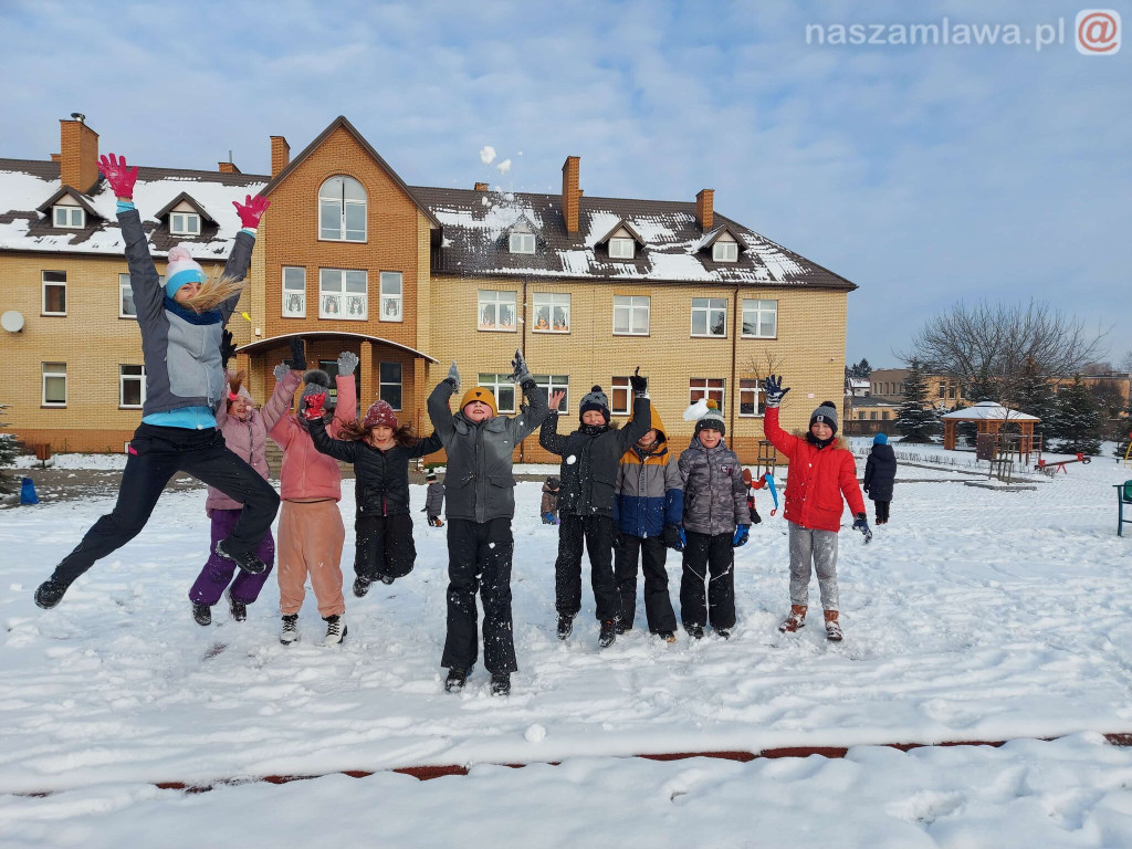 Zimowe zabawy [ZDJĘCIA]