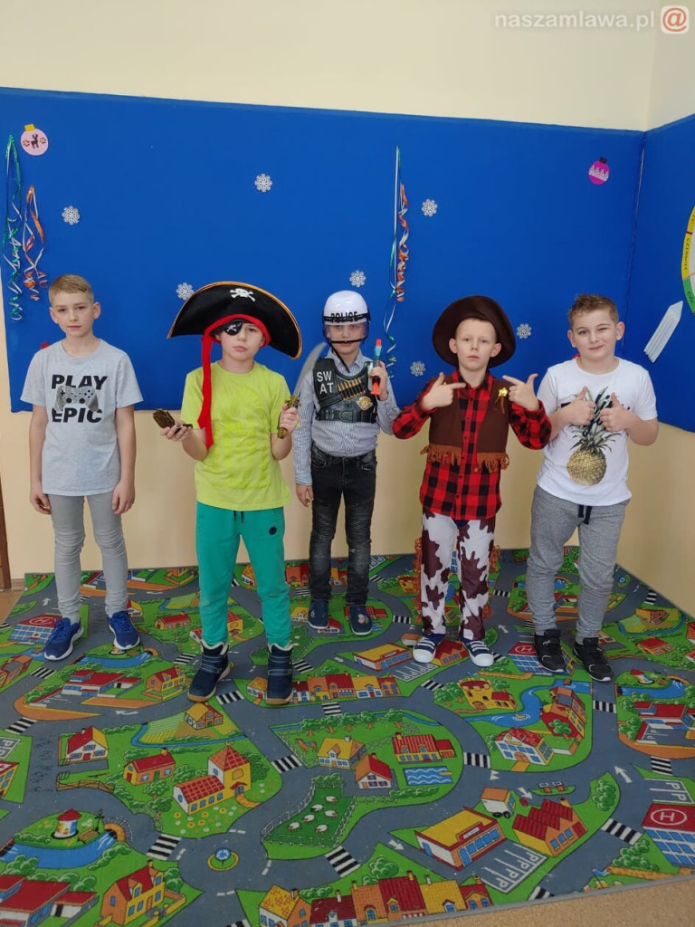 Zimowe zabawy [ZDJĘCIA]