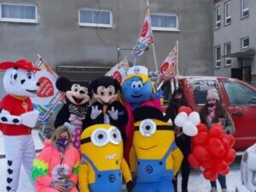 Parada maskotek dla WOŚP w Szreńsku i w Mławie