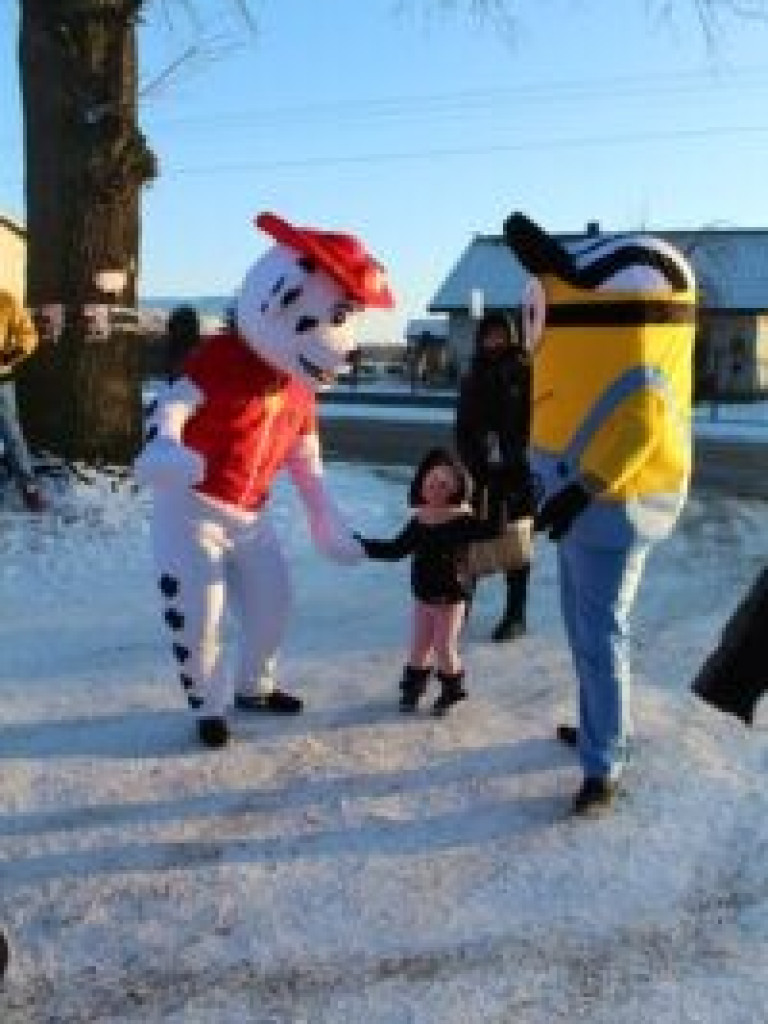Parada maskotek dla WOŚP w Szreńsku i w Mławie