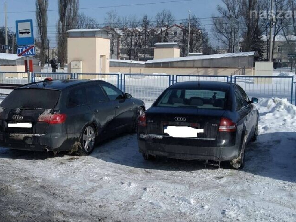 Tak parkują w Mławie [ZDJĘCIA]