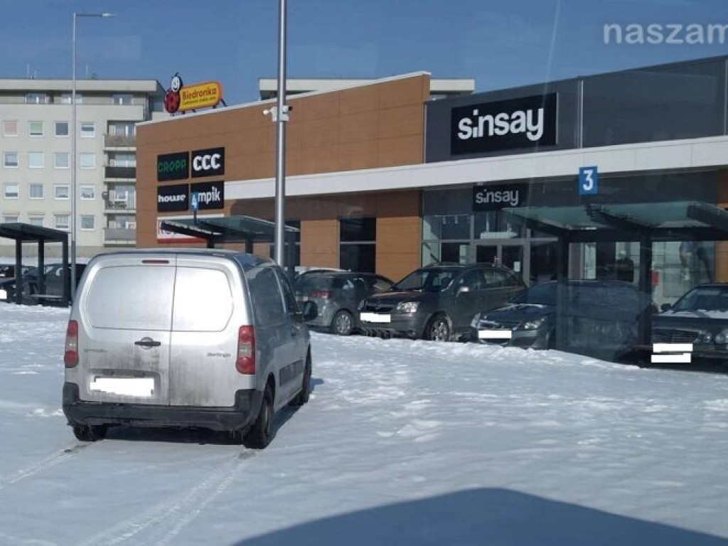 Tak parkują w Mławie [ZDJĘCIA]