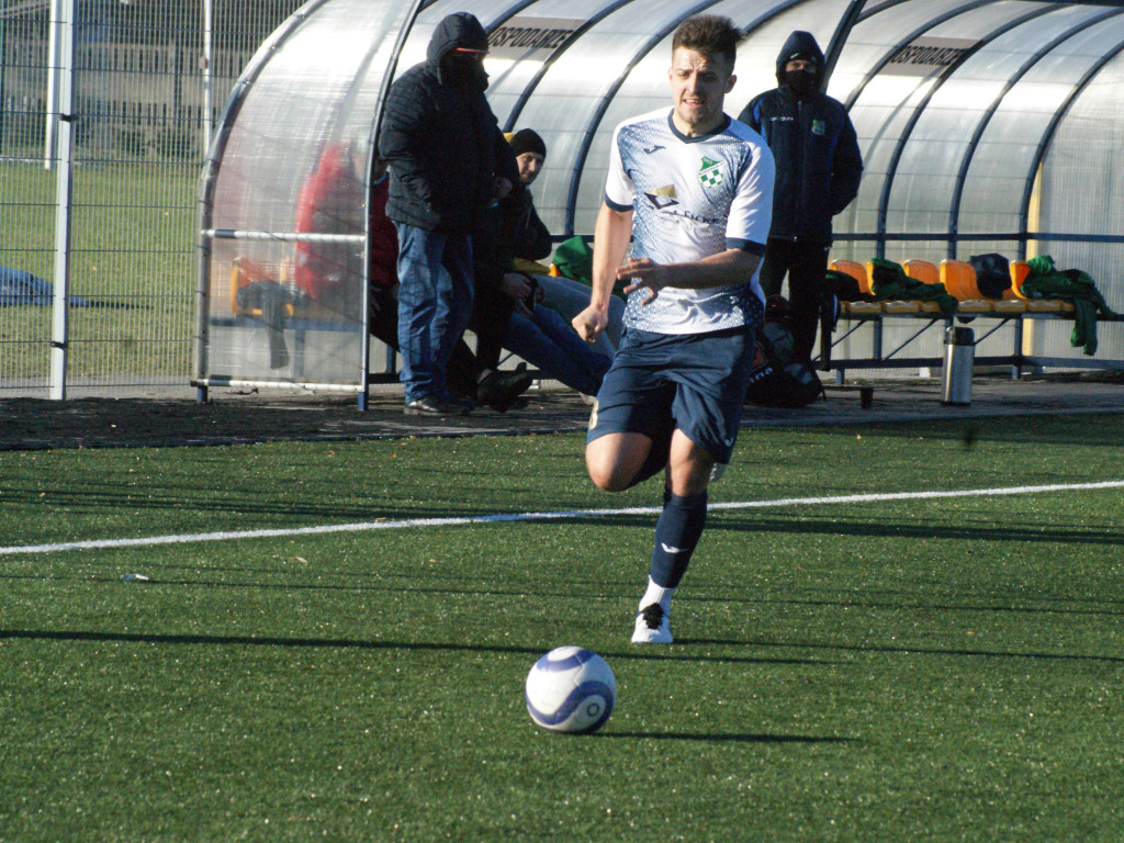 Motor nie zapalił. Pół tuzina goli Mławianki