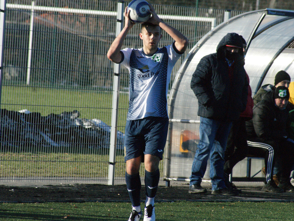 Motor nie zapalił. Pół tuzina goli Mławianki