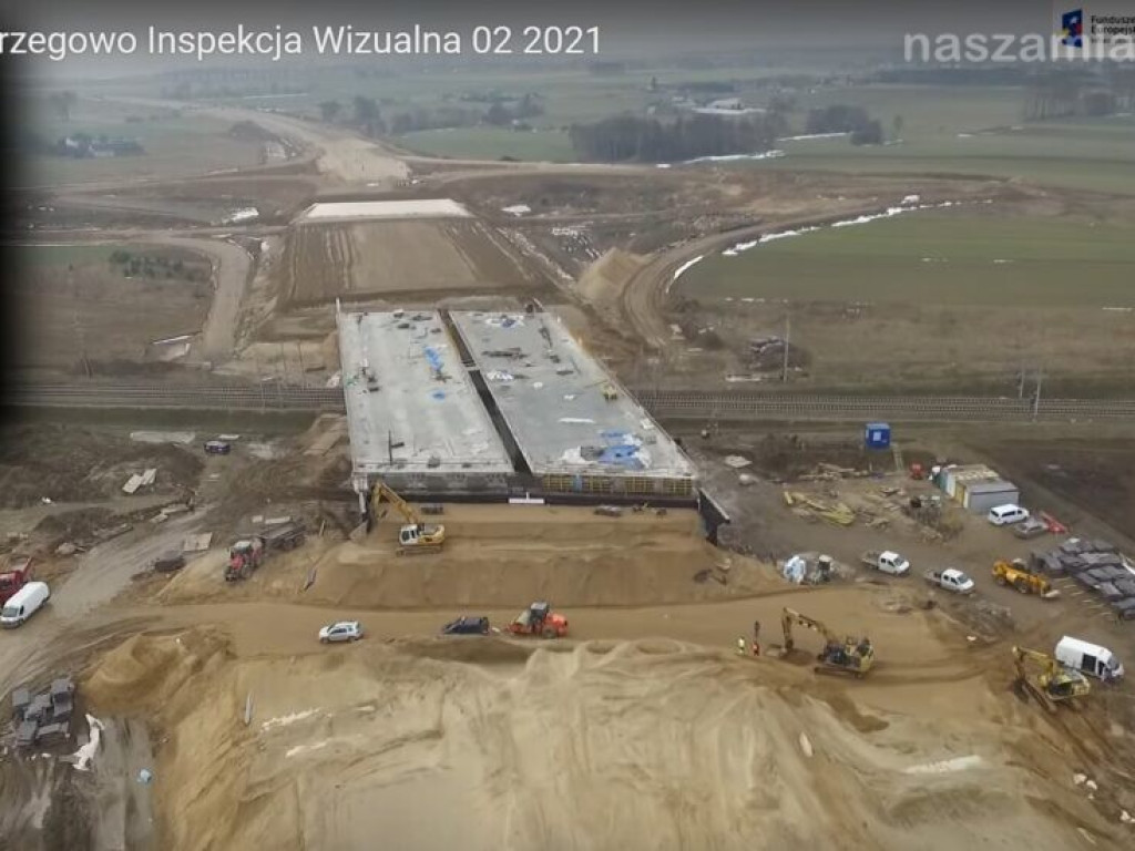 Budowa S7. Intensywne prace przy nowym wiadukcie (FILM)