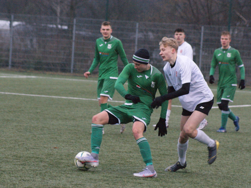 Ekstraliga ruszyła. Semp poległ w Mławie