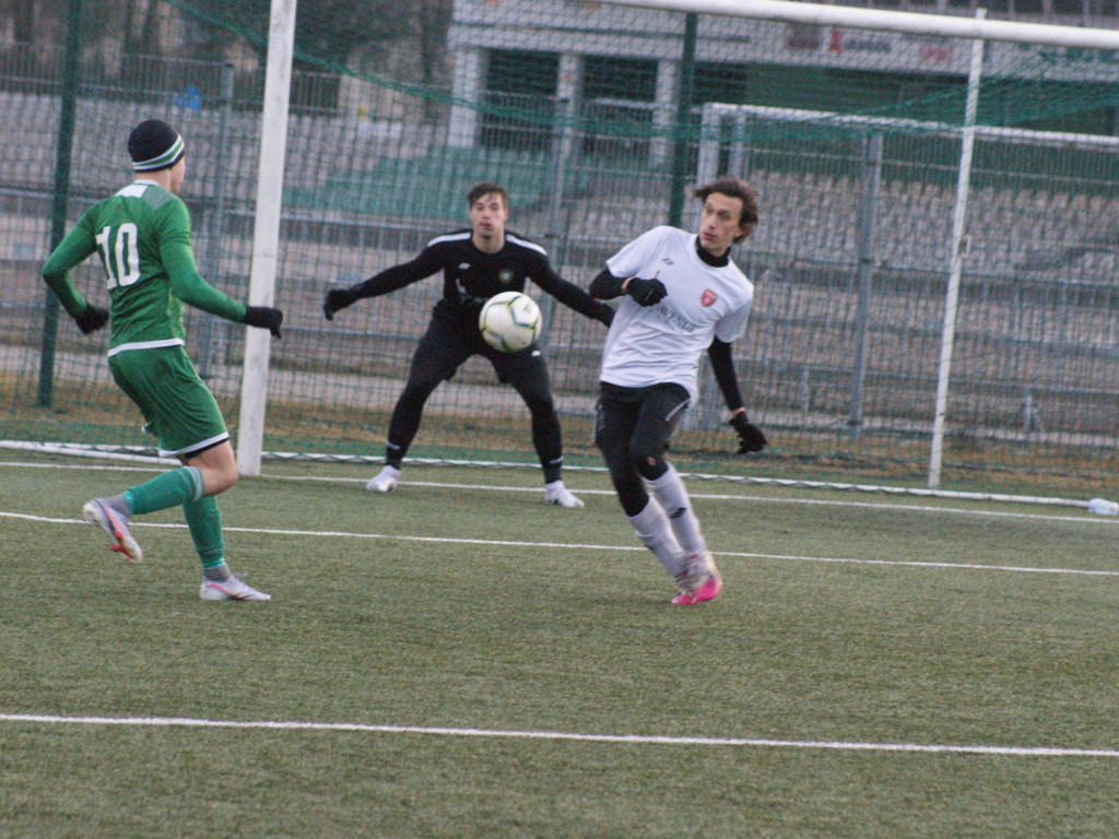 Ekstraliga ruszyła. Semp poległ w Mławie