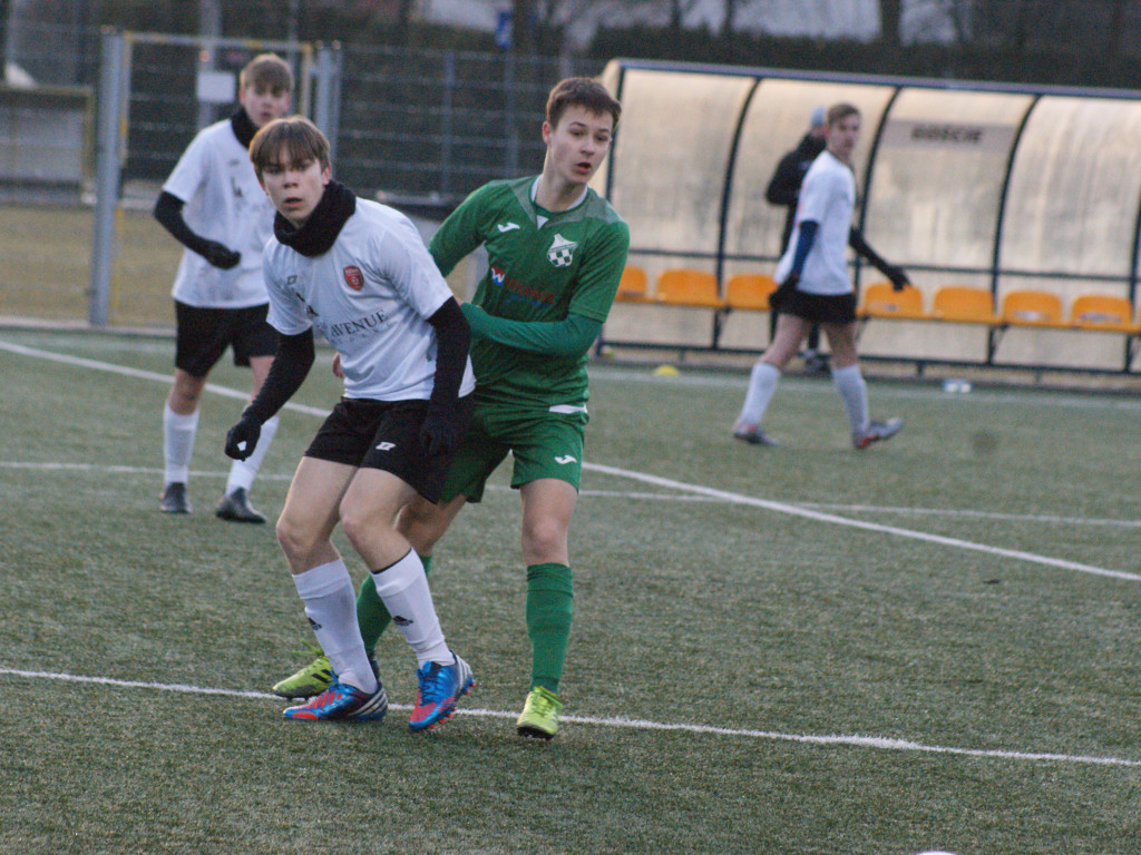 Ekstraliga ruszyła. Semp poległ w Mławie