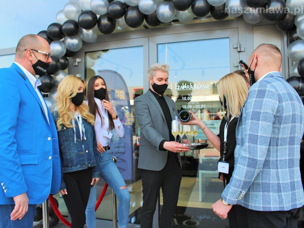 Wielkie otwarcie sklepu American Outlet na Stacji Mława [FOTORELACJA]