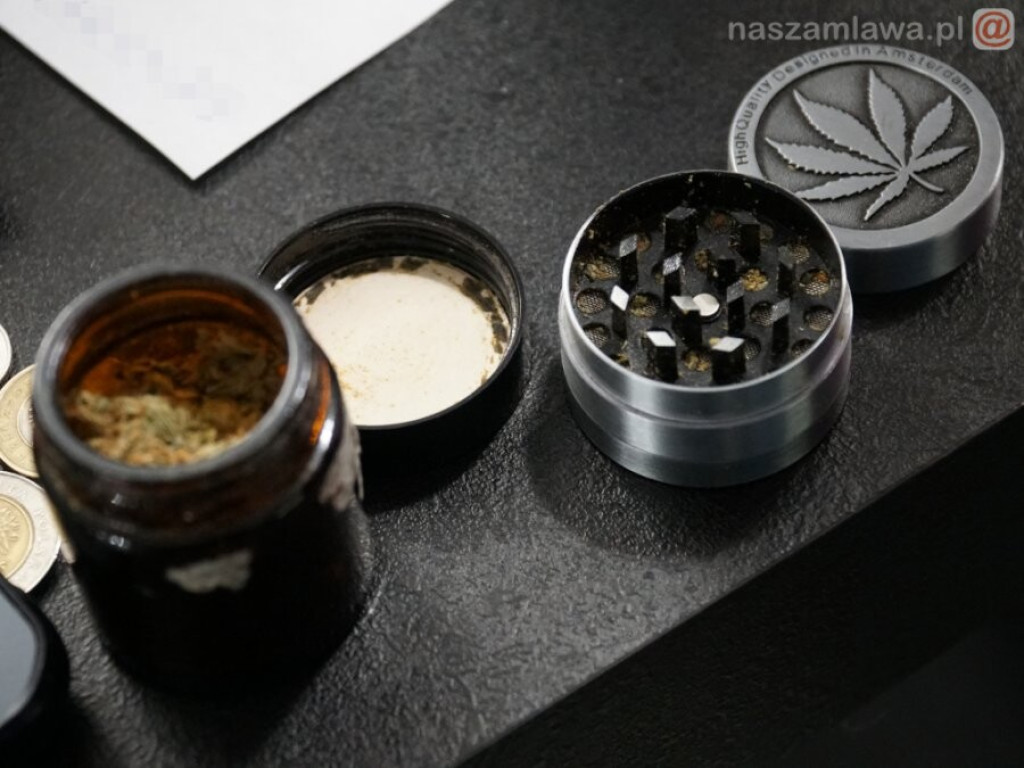 Akcja antyterrorystów w Mławie [FILM I ZDJĘCIA]