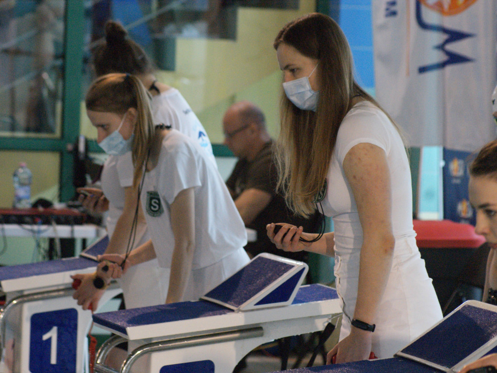 Pływanie pod specjalnym nadzorem. Medale Płetwala i Marlina