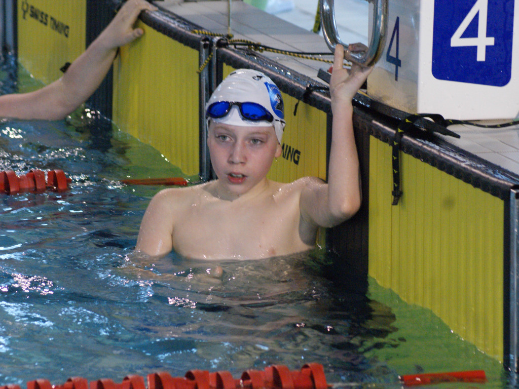 Pływanie pod specjalnym nadzorem. Medale Płetwala i Marlina