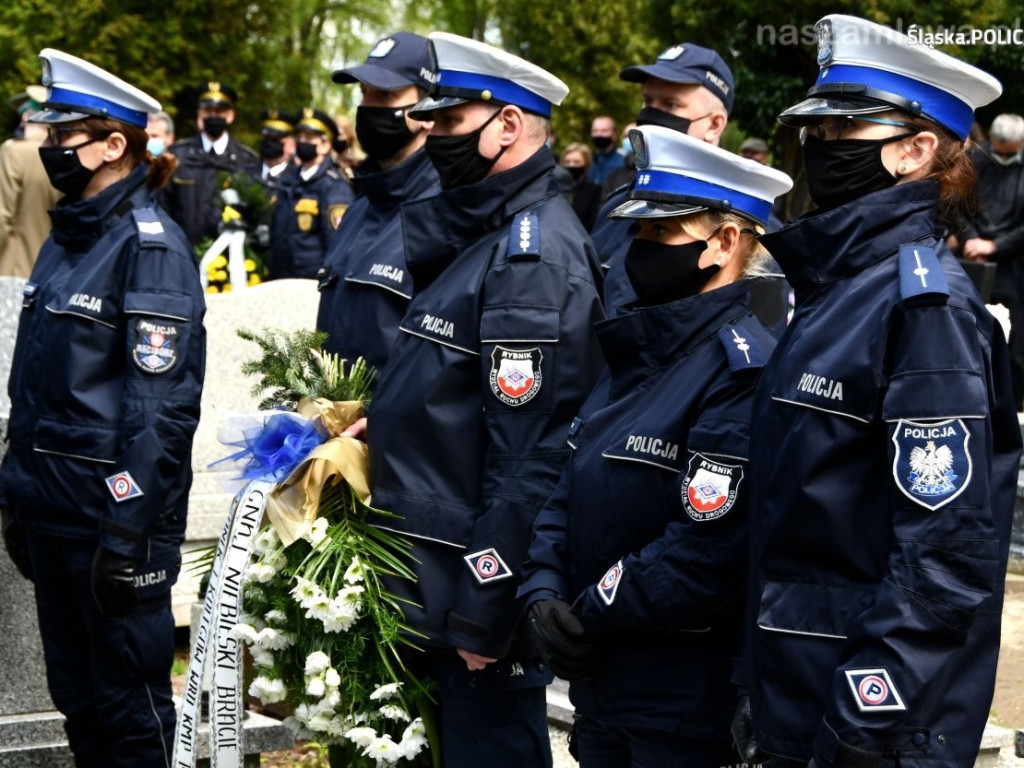 Pogrzeb policjanta zastrzelonego przez bandytę [FILM i ZDJĘCIA]