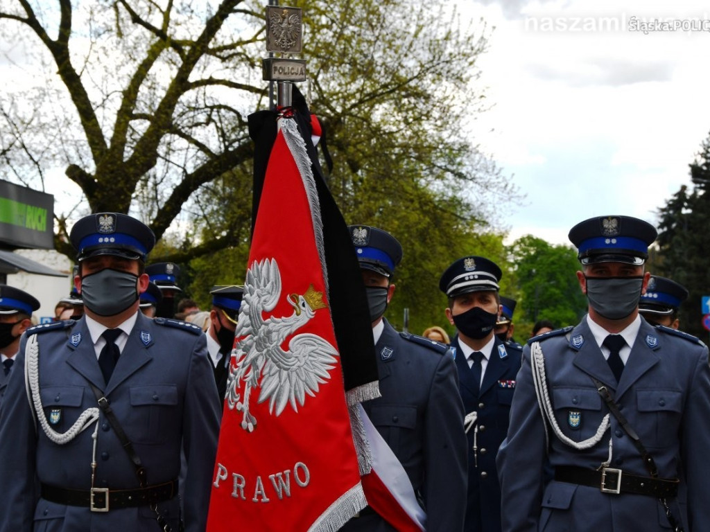 Pogrzeb policjanta zastrzelonego przez bandytę [FILM i ZDJĘCIA]