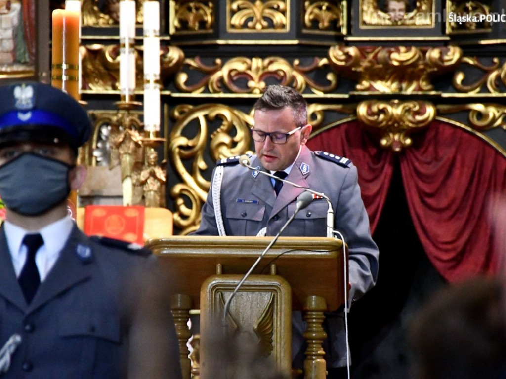 Pogrzeb policjanta zastrzelonego przez bandytę [FILM i ZDJĘCIA]