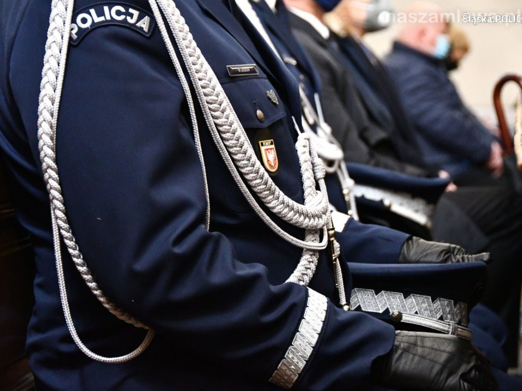 Pogrzeb policjanta zastrzelonego przez bandytę [FILM i ZDJĘCIA]