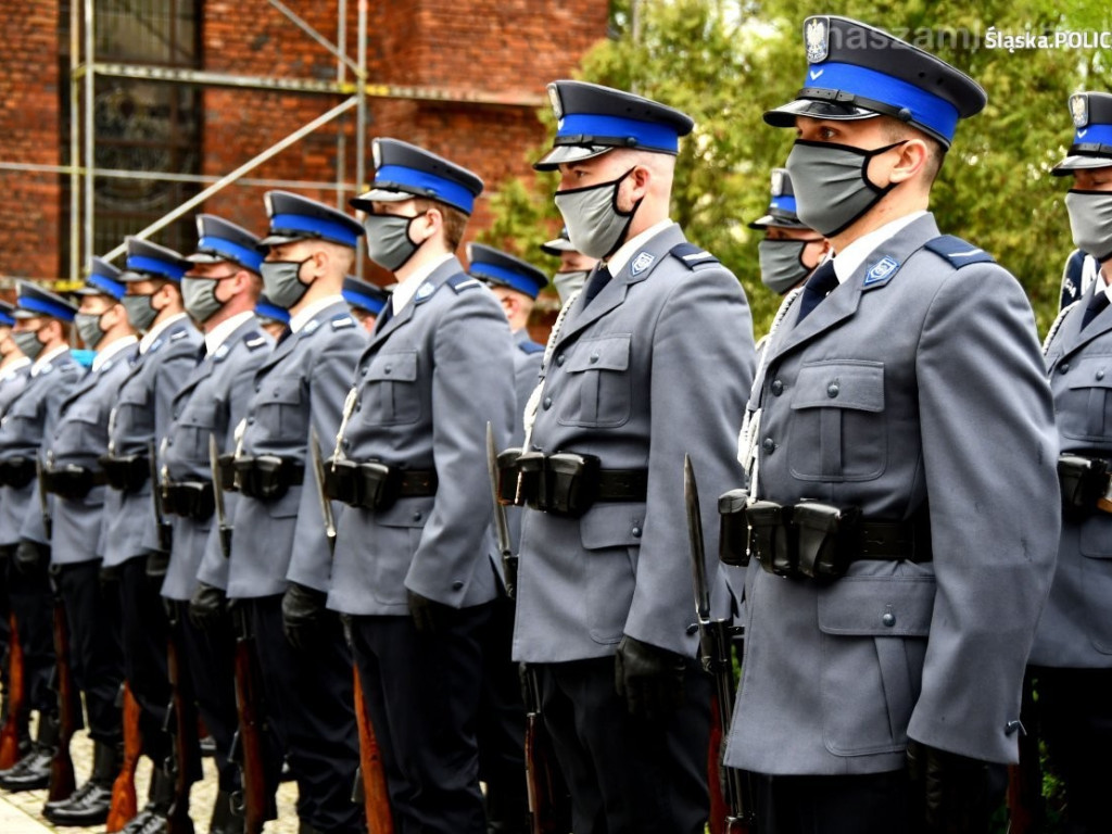 Pogrzeb policjanta zastrzelonego przez bandytę [FILM i ZDJĘCIA]