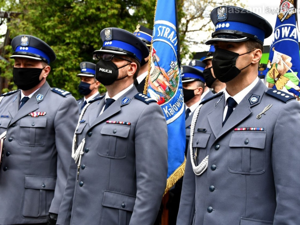 Pogrzeb policjanta zastrzelonego przez bandytę [FILM i ZDJĘCIA]