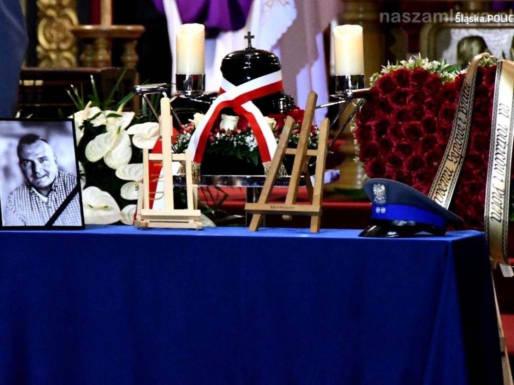 Pogrzeb policjanta zastrzelonego przez bandytę [FILM i ZDJĘCIA]