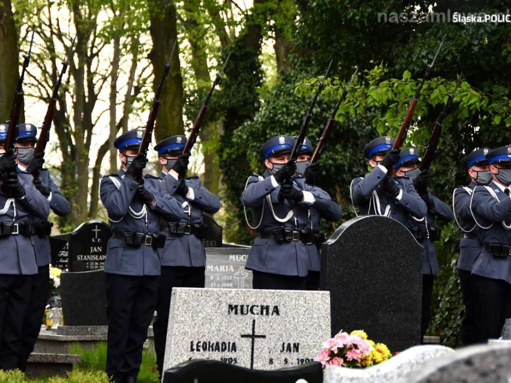 Pogrzeb policjanta zastrzelonego przez bandytę [FILM i ZDJĘCIA]